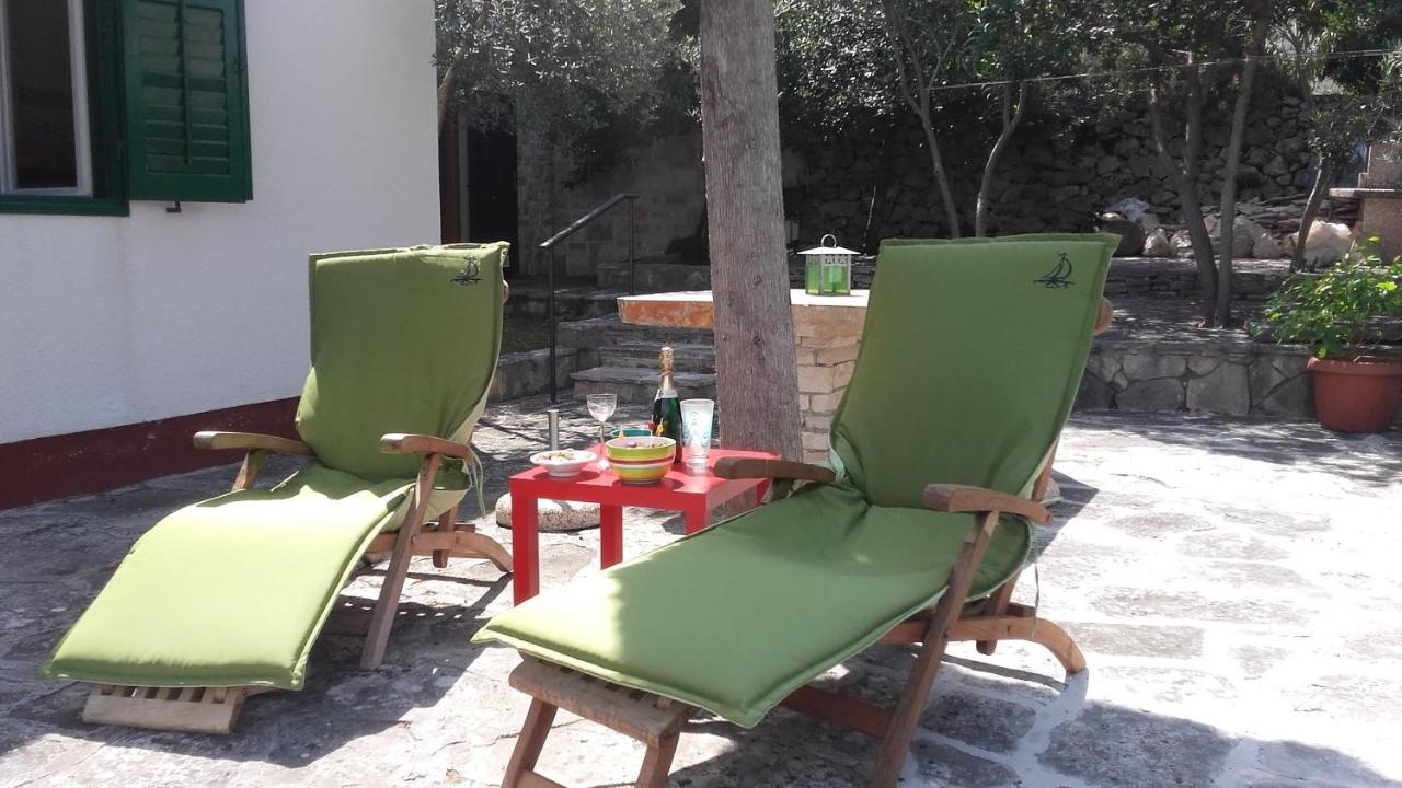Holiday Home Pavarotti Supetar Exterior photo
